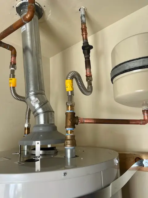 Water heater installation and plumbing repair in Maple Grove Park